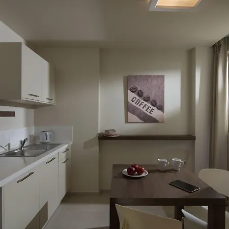 Ourania Appart hôtel 3*